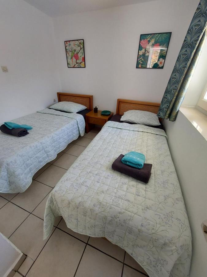 Artemis Ermoupoli Centre Appartement Pour Petit Budget Backpackers Exterior photo
